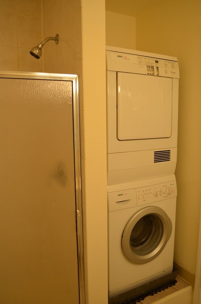 Foto del edificio - 2407 North Kennicott Drive