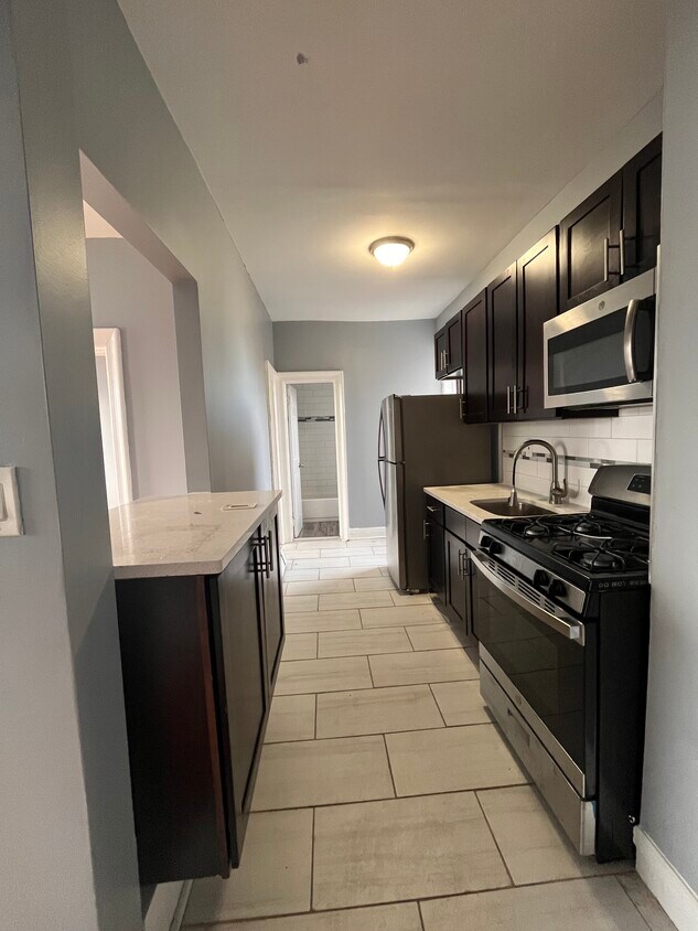Unit 35 - 149 Zabriskie St