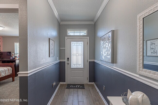 Building Photo - 15759 Whitebark Dr