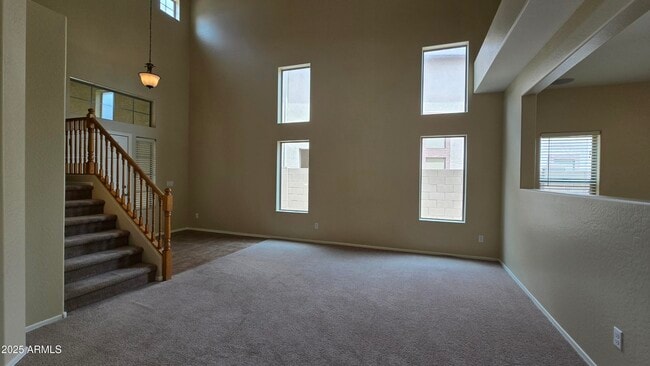 Building Photo - 6091 S 257th Dr