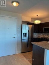 Building Photo - 15 Greenview Ave