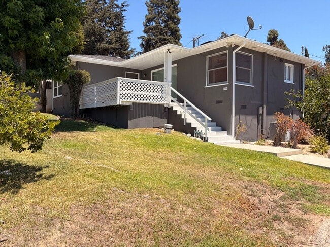 Foto del edificio - 2404 Wetherhead Dr