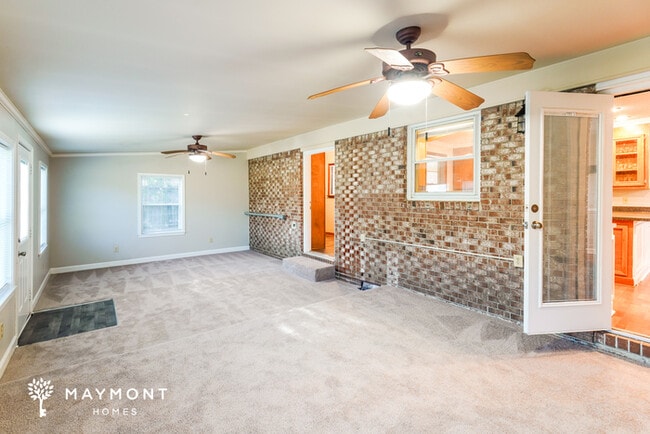 Foto del edificio - 107 Sedgewood Ln