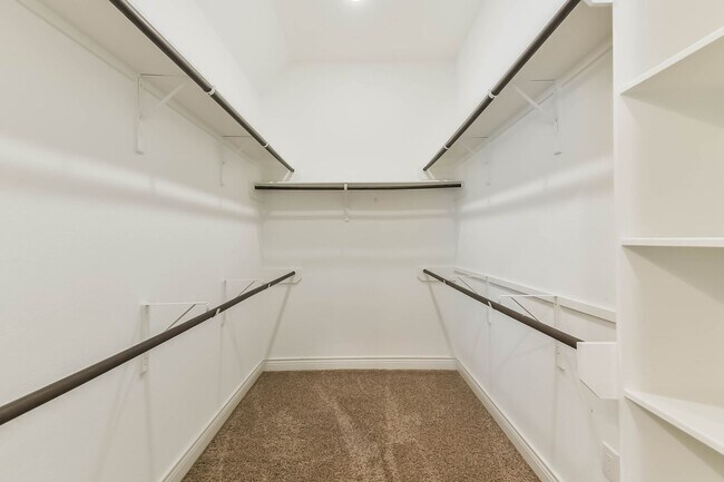 Foto del edificio - Rental in The Santuary?!? Say Less!