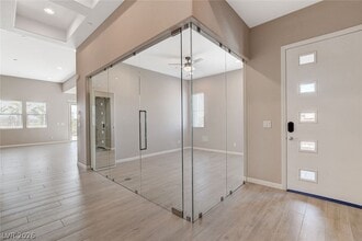 Building Photo - 19 Alta Cascata Pl