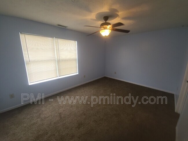 Building Photo - 1211 Green River Ct