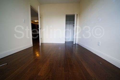 Foto del edificio - 30-86-86 36th St