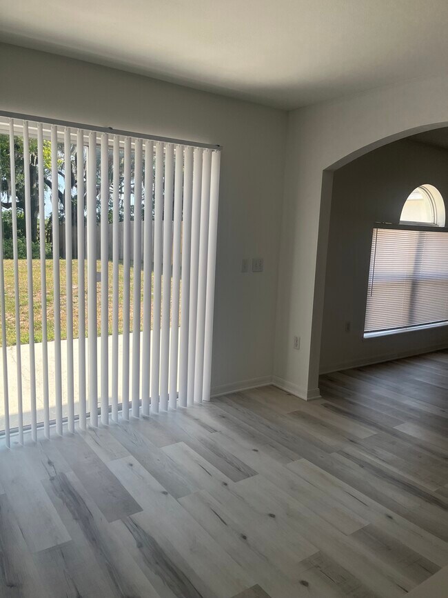 Building Photo - 13724 Gentle Woods Ave