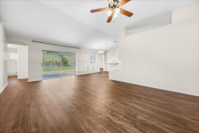 Building Photo - 1443 Baythorn Dr