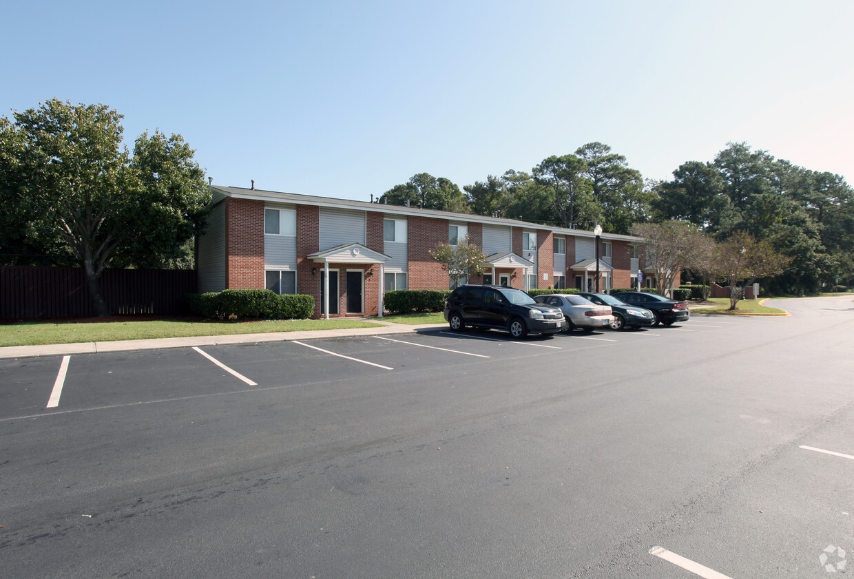 Building Photo - Carver Apartments