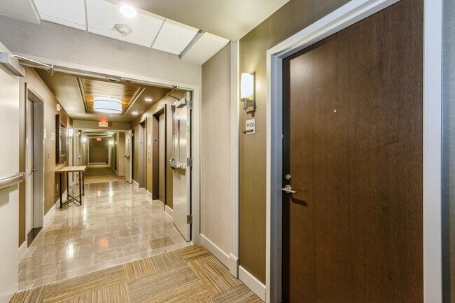 Foto del edificio - 1450 Washington St