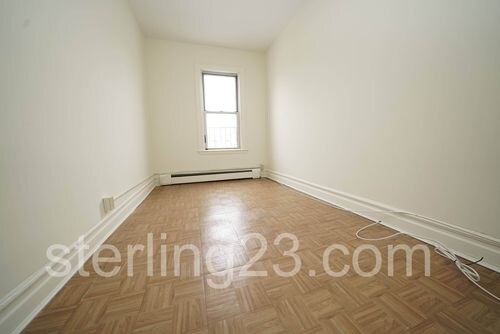 Foto del edificio - 24-32-32 26th St