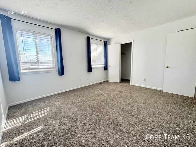 Building Photo - 4420 Jarboe St