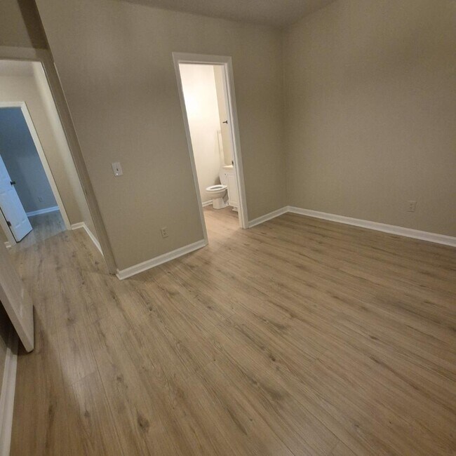 Foto del edificio - 4021 Platt Springs Rd