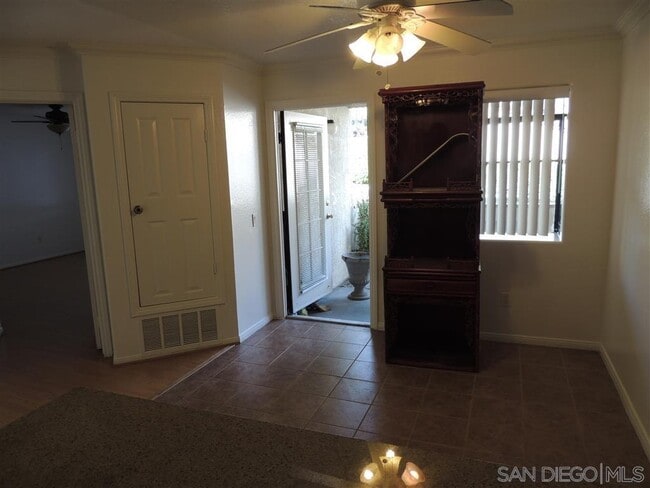 Building Photo - 3541 Paseo De Francisco