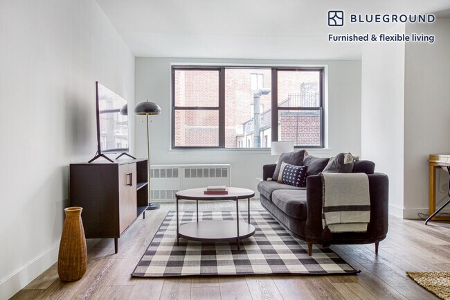 Building Photo - 359 E 62nd St