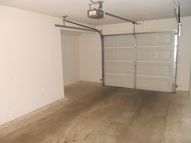 Building Photo - 4720 Ranch Ct