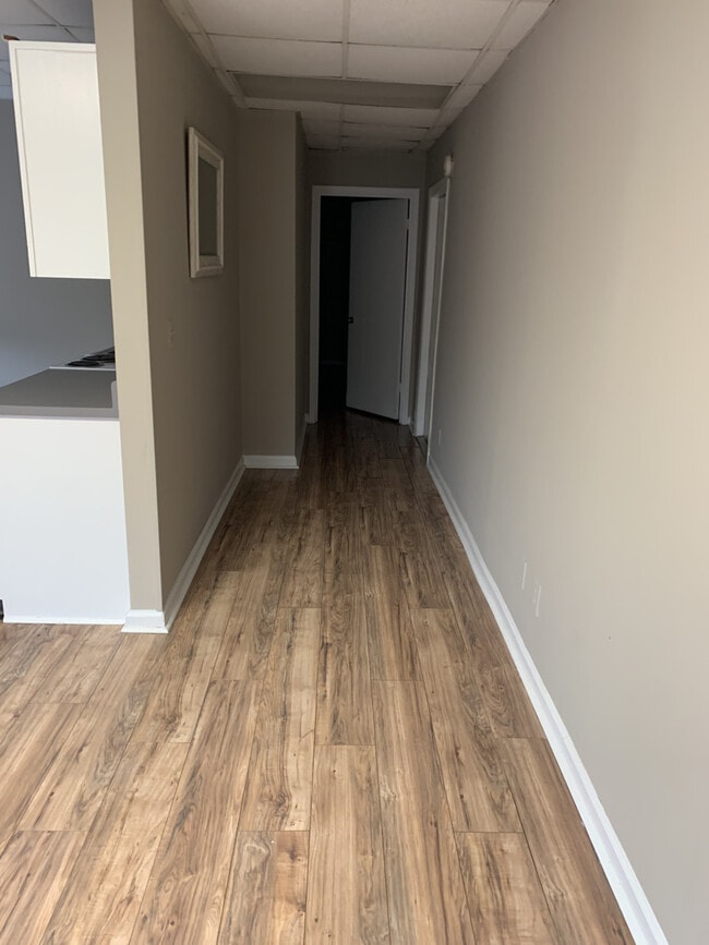 Building Photo - MILL TRACE DUPLEXES