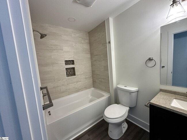 Foto del edificio - 141 Baileyview St