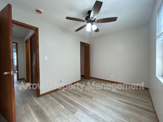 Building Photo - 1310 S Jackson St