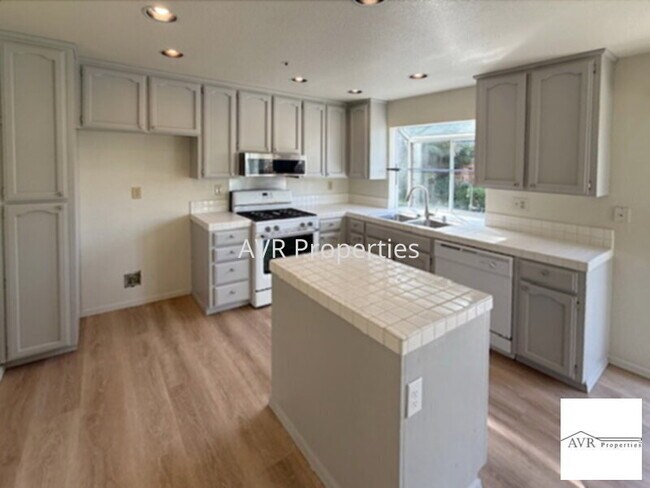 Foto del edificio - Beautiful Livermore Home Near Bill Clark Park  Available Now