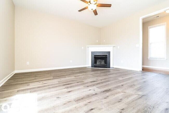 Building Photo - 136 Haywood Ln, Clayton, NC 27527