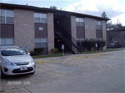 Primary Photo - 915 E Hanson St
