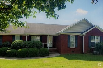 Building Photo - 102 Tanner Creek Cir
