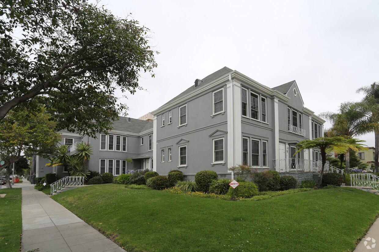 Primary Photo - 9201 Whitworth Dr