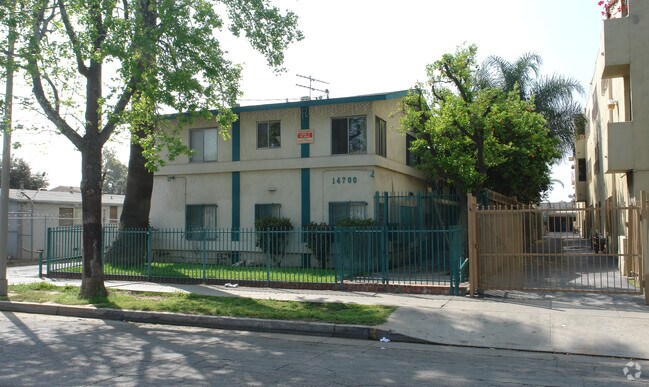 Building Photo - 14700 Blythe St