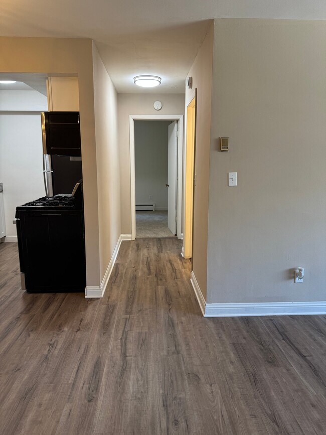 Foto del edificio - 2260 N Summit Ave