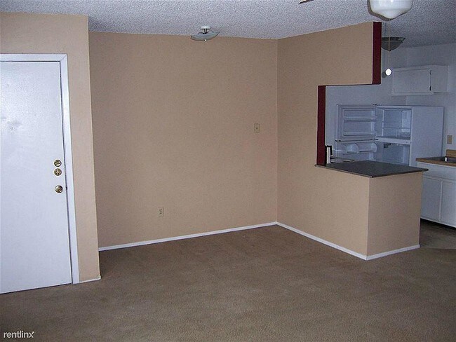 Foto del edificio - 1081 Palm Ave