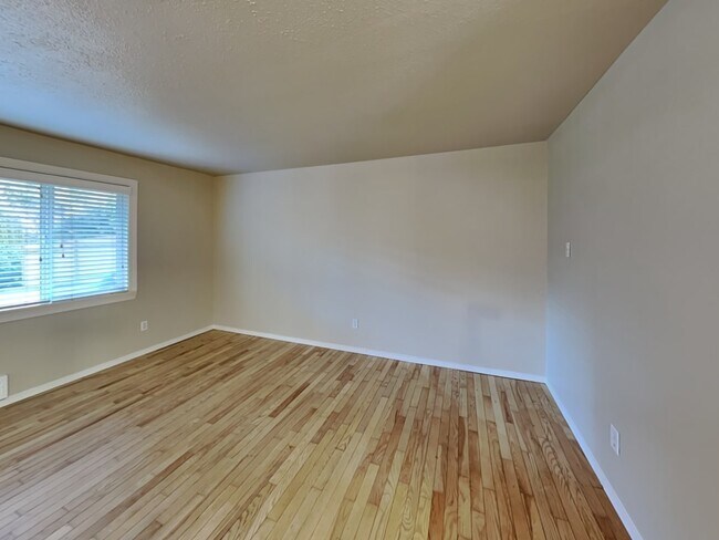 Foto del edificio - 11320 30th Ave SE