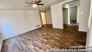 Foto del edificio - 6918 Caribou Creek