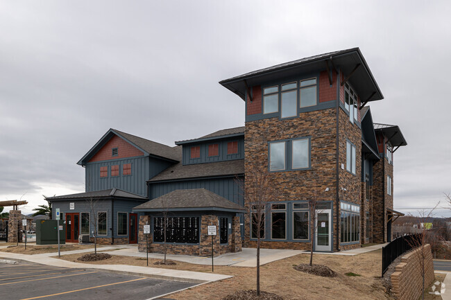 Foto del edificio - The Retreat at Fayetteville