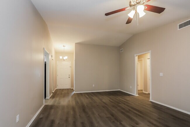 Building Photo - 747 Climate Dr