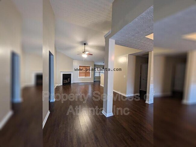 Building Photo - 3821 Leprechaun Ct