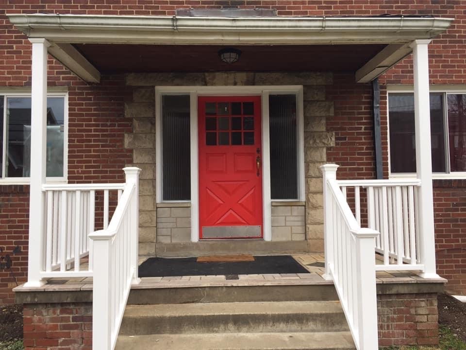 Front Entrance - 524 Morrow Ave