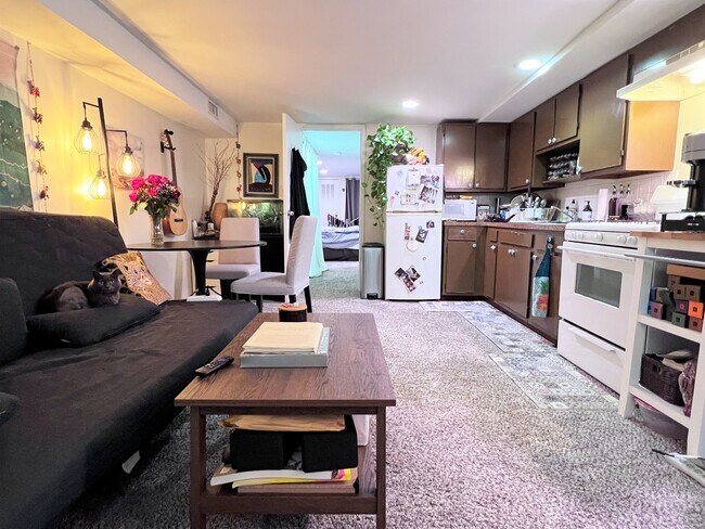 Foto del edificio - 539 Carpenter Ln