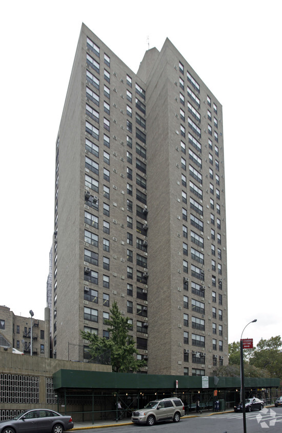 Foto del edificio - BronxCare Medical & Apartment Complex