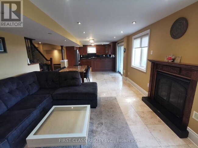 Building Photo - 37 Townwood Dr