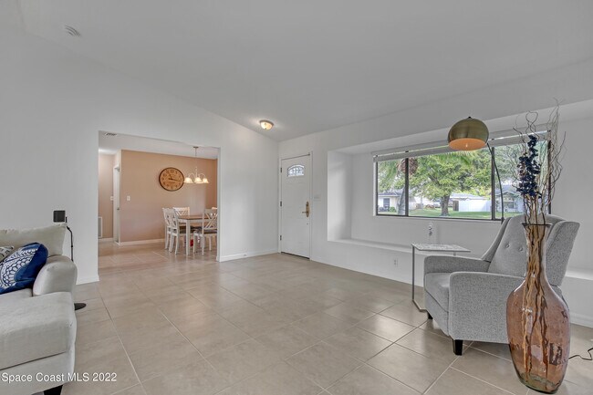 Building Photo - 1344 Kayford St NW