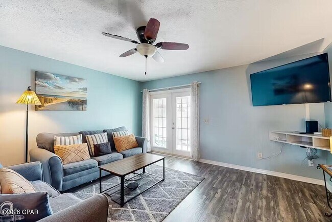 Foto del edificio - 8013 Beach Dr