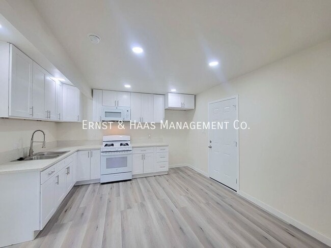 Foto del edificio - 3311 C Platt Ave