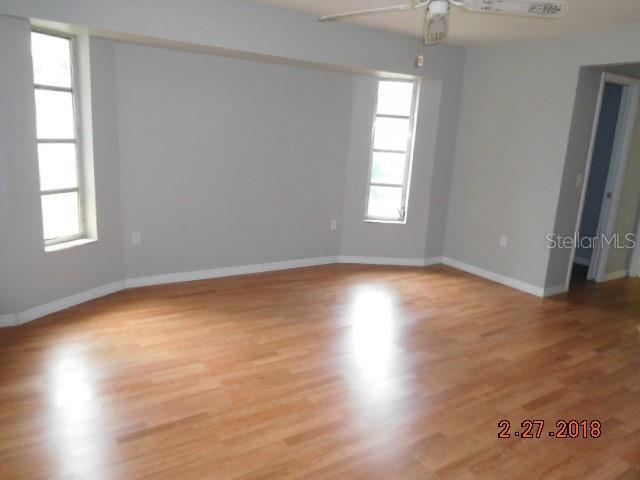 Building Photo - 2340 Linton Ln