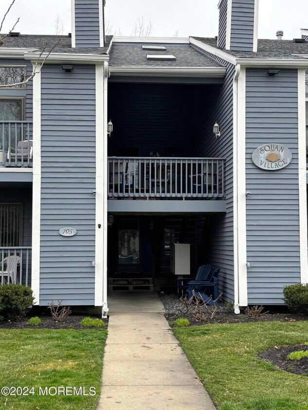 Primary Photo - 105 Mt Ln