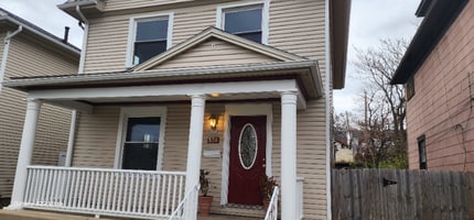 Building Photo - 524 Bowen St