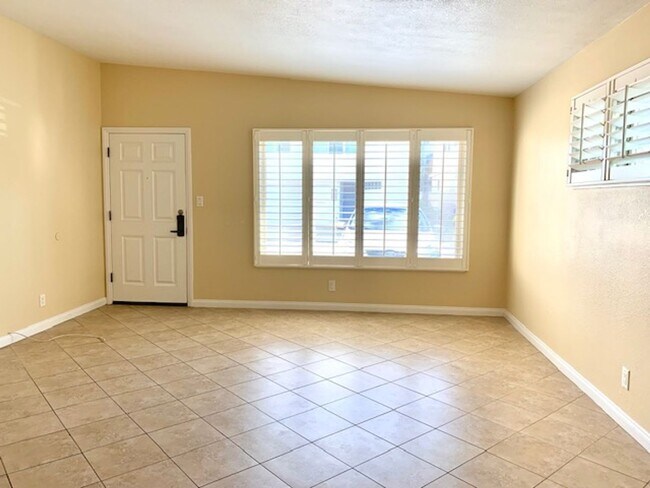Foto del edificio - Ventura | 3 Bed + 1 Bath | Belfast Ln