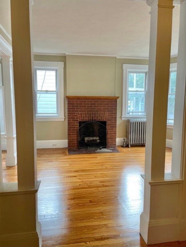 Building Photo - 177 Prospect St