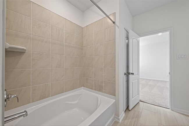 Building Photo - 8110 Shelter Bay Ln